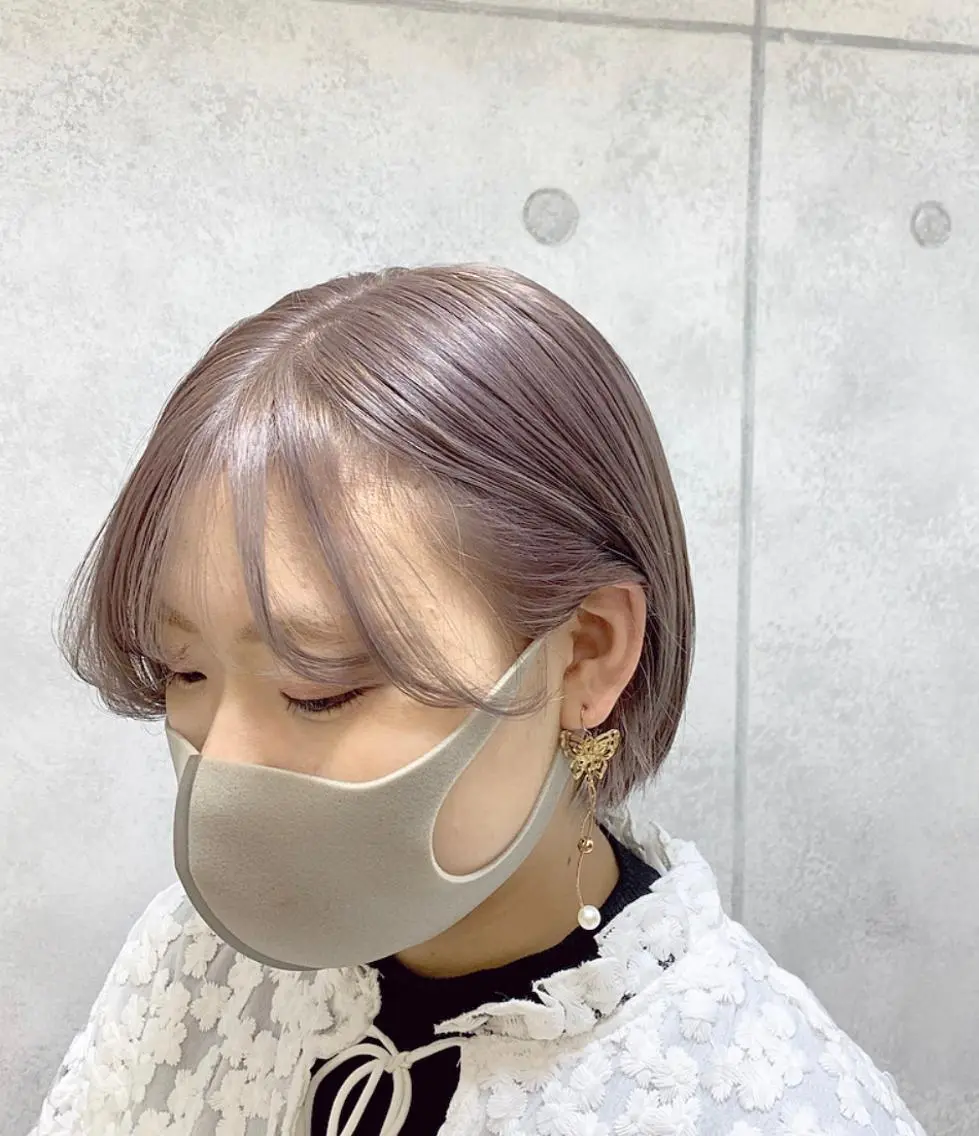 ショート カラー ブリーチ ケアブリーチ ラベンダーカラー ブリーチソムリエ認定 梅田茶屋町Eir辻のヘアスタイル