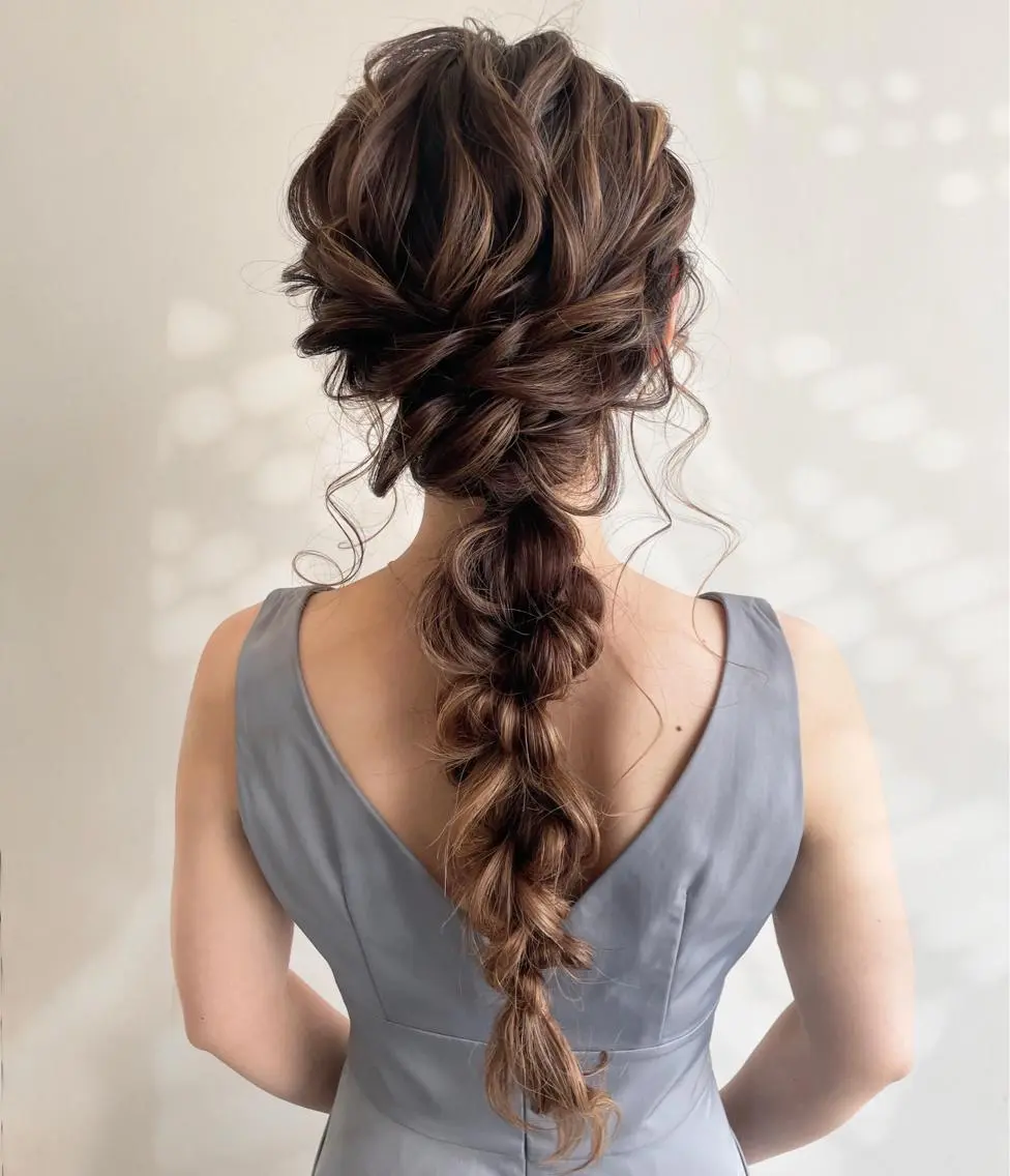 ロング ヘアメイク new meのヘアスタイル