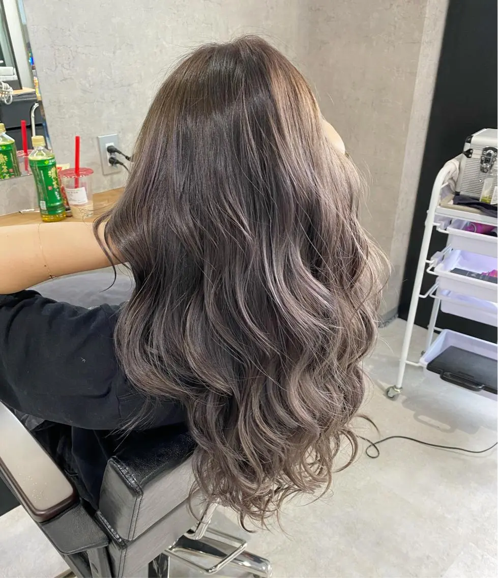 ロング ロング ヘアカラー 松井那津子 /ハイライトブリーチのヘアスタイル