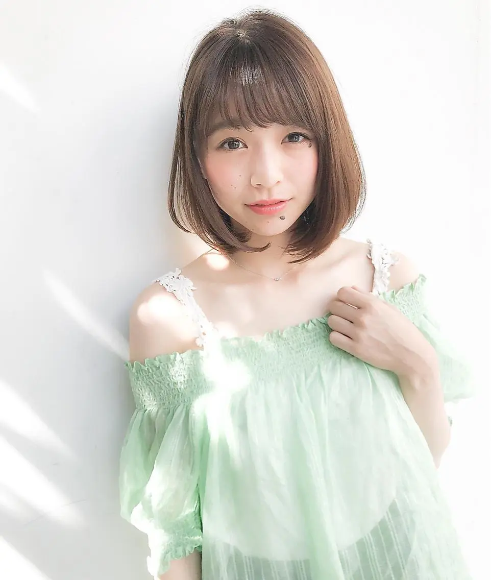 ミディアム 💘トレンドスタイル 💘透明感ヘアのヘアスタイル