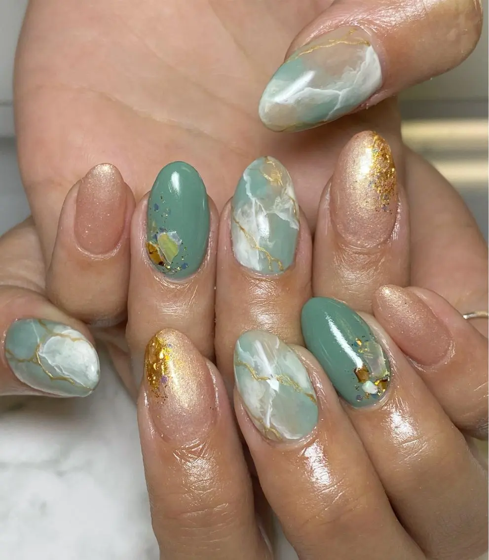 ネイル ハンドネイル O. AKINAのネイルデザイン
