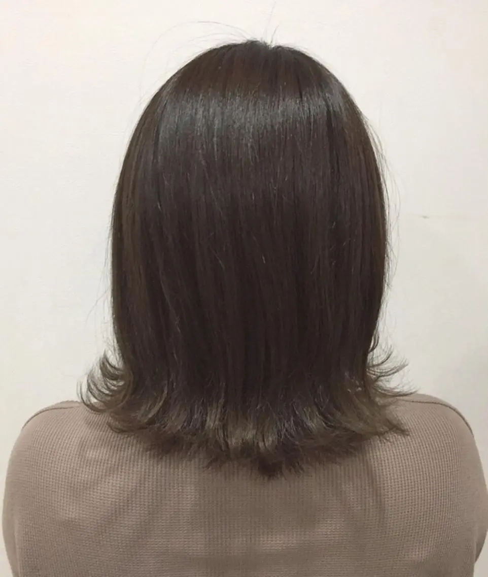 ミディアム カラー 脱白髪染め美容師 竹内涼乃のヘアスタイル