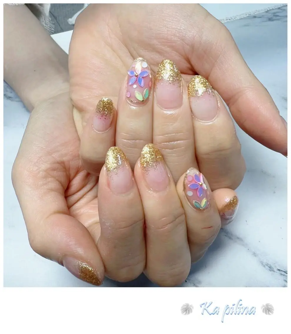 ネイル グラデーション キラキラネイル ラメ(グリッター) ラメグラデーション Nail salon Ka pilinaのネイルデザイン