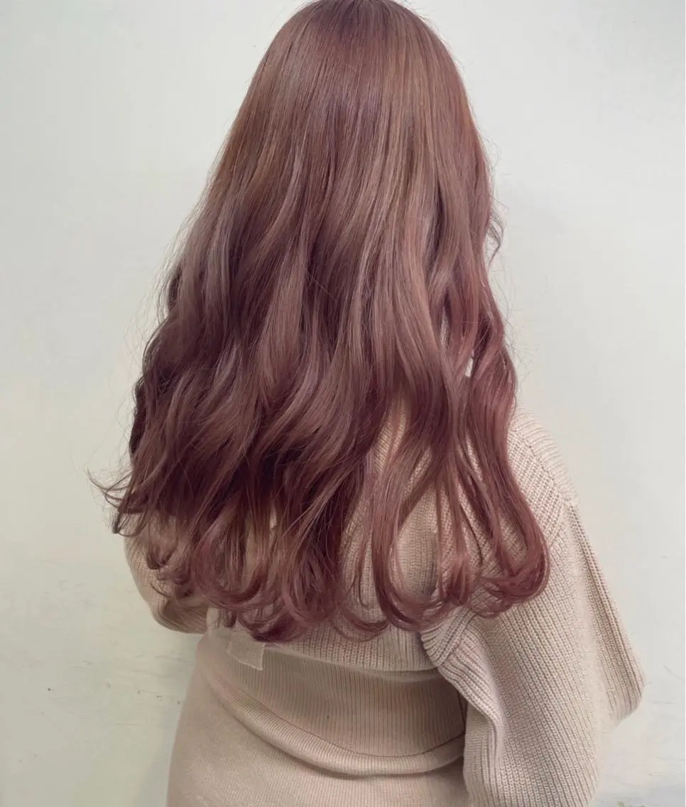ミディアム カット ヘアカラー トリートメント 顔周りレイヤー/新宿 /モテ艶カラー/航介のヘアスタイル