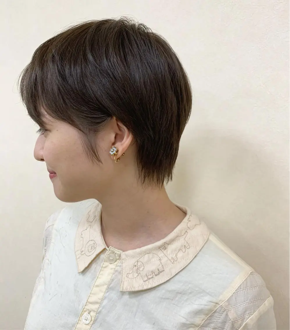 ショート カラー 切りっぱなしボブ ショートボブ ハンサムショート ベージュカラー ボブ カット ヘアカラー トリートメント 初めてのショート お任せください✂️のヘアスタイル