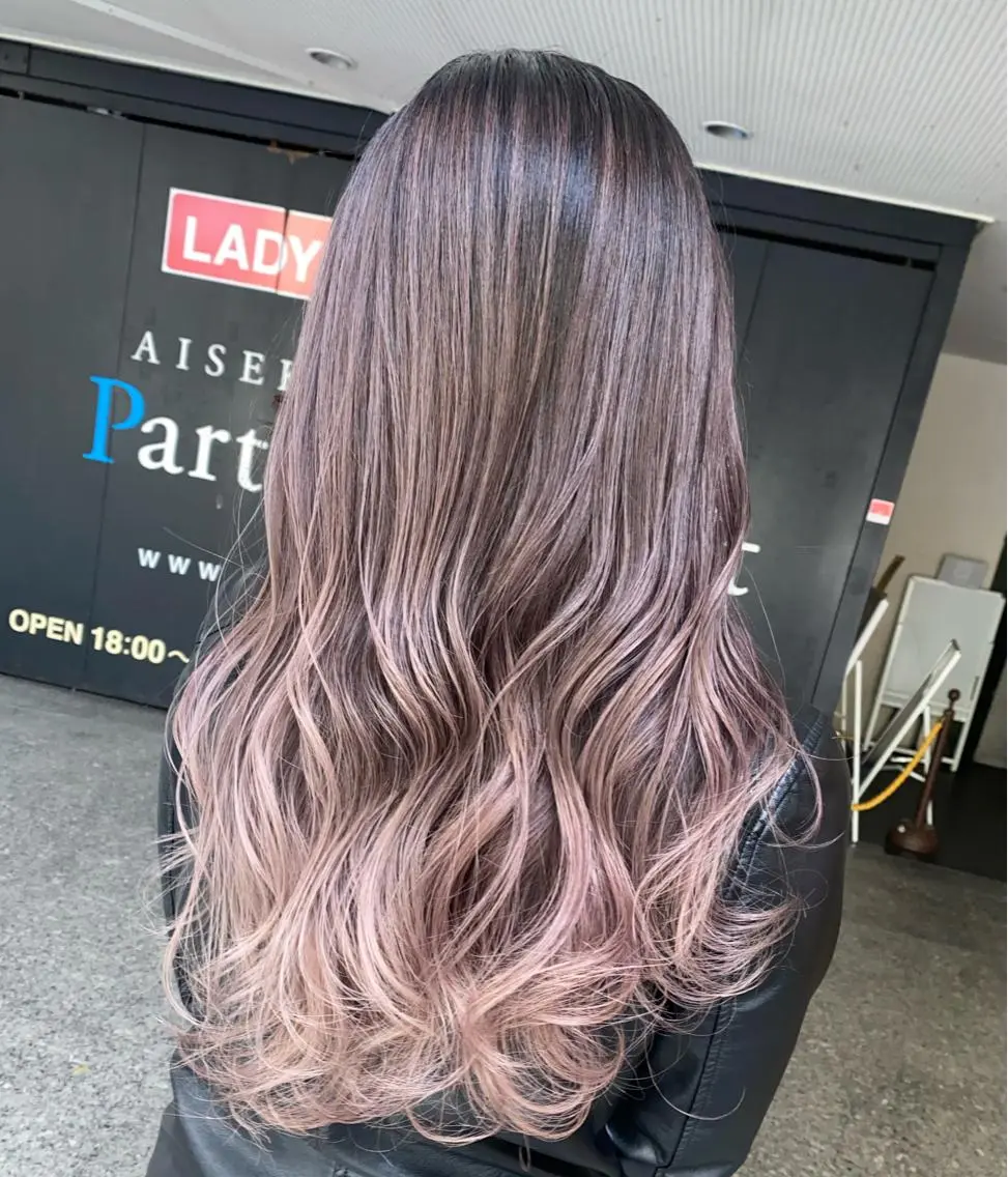セミロング カラー バレイヤージュ レイヤーカット ✨ブリーチ無し 透明感HIDEのヘアスタイル