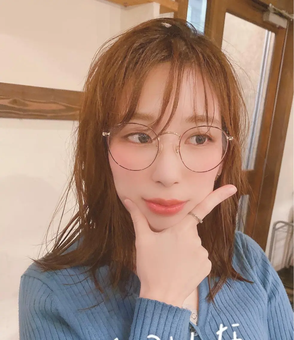 ミディアム パーマ カット ヘアカラー grand juteのヘアスタイル