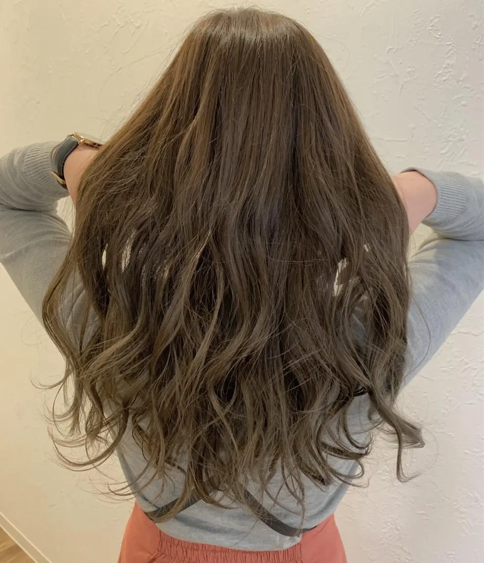 ロング アッシュ レイヤーカット カット ヘアカラー パーマ m ā l o.🌷 サカモトマイコのヘアスタイル