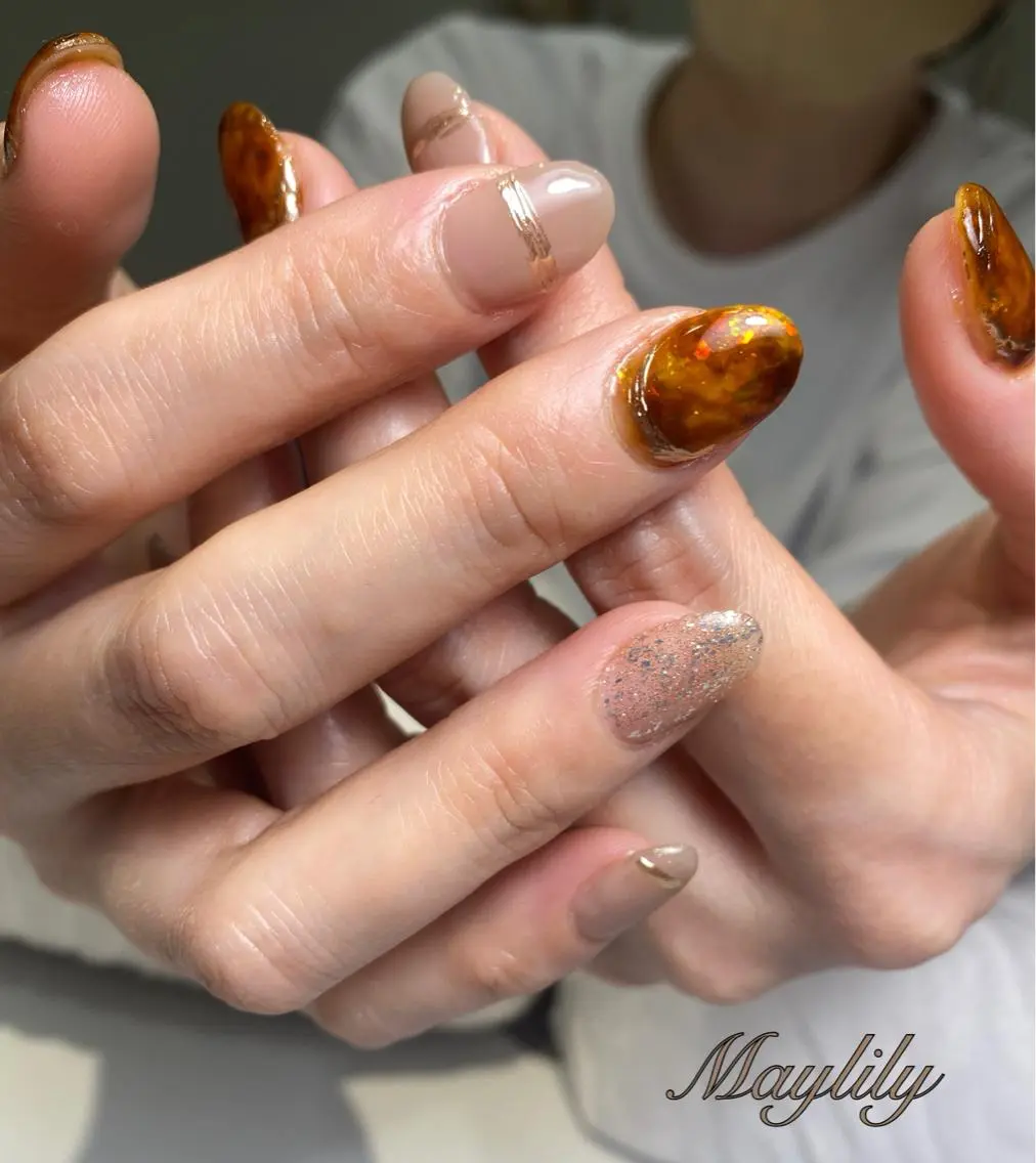 ネイル べっ甲ネイル ハンドネイル Nail salon Maylilyのネイルデザイン