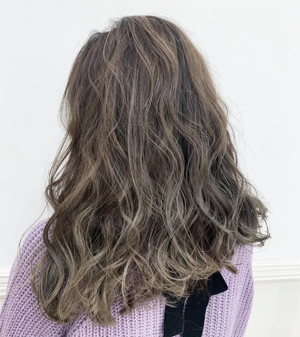 セミロング カラー バレイヤージュ レイヤーカット カット ヘアカラー ブリーチ/バレイヤ ージュ川端裕司のヘアスタイル