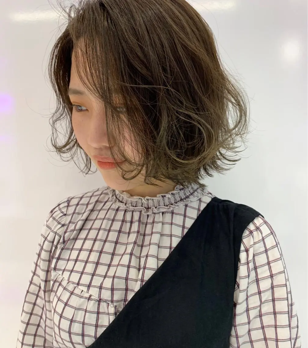 ショート カラー ベージュカラー ハッシュカット /MANAMIのヘアスタイル