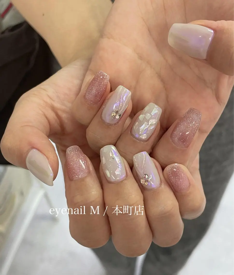 ネイル nailst Hのネイルデザイン