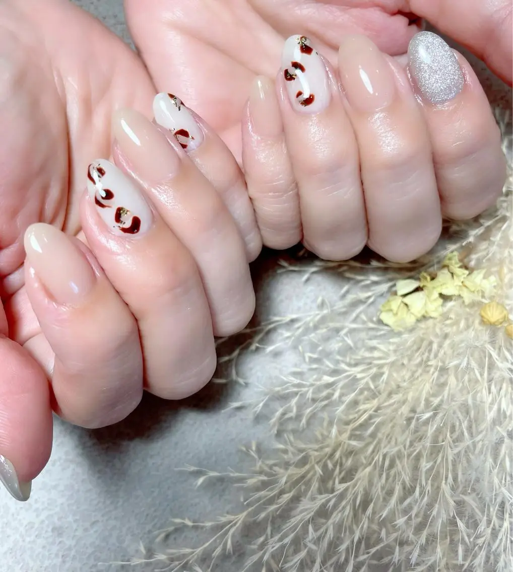 ネイル アニマル柄 マグネットネイル nailsalon SIMB.のネイルデザイン