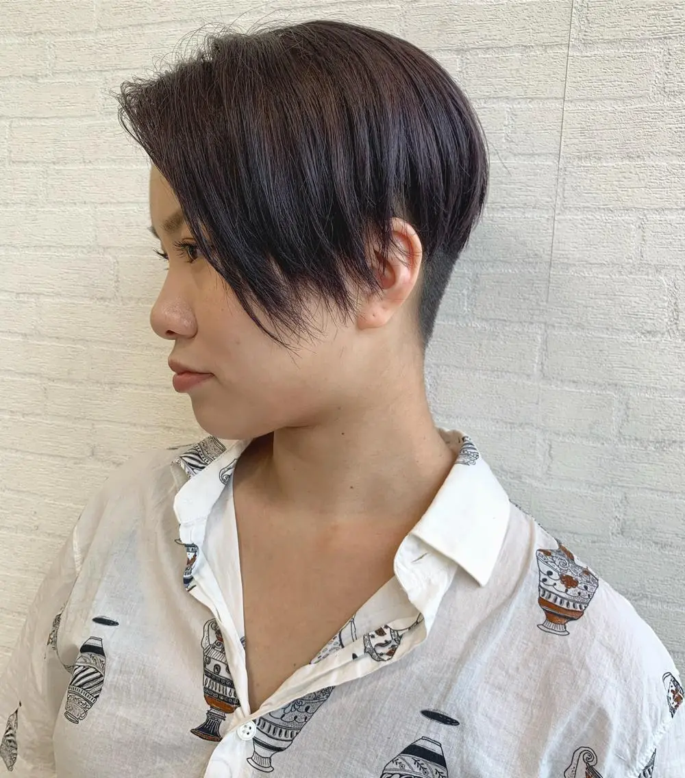 ショート カラー 切りっぱなしボブ ショートボブ ハンサムショート グレージュ ラベンダーカラー カット ヘアカラー トリートメント 初めてのショート お任せください✂️のヘアスタイル