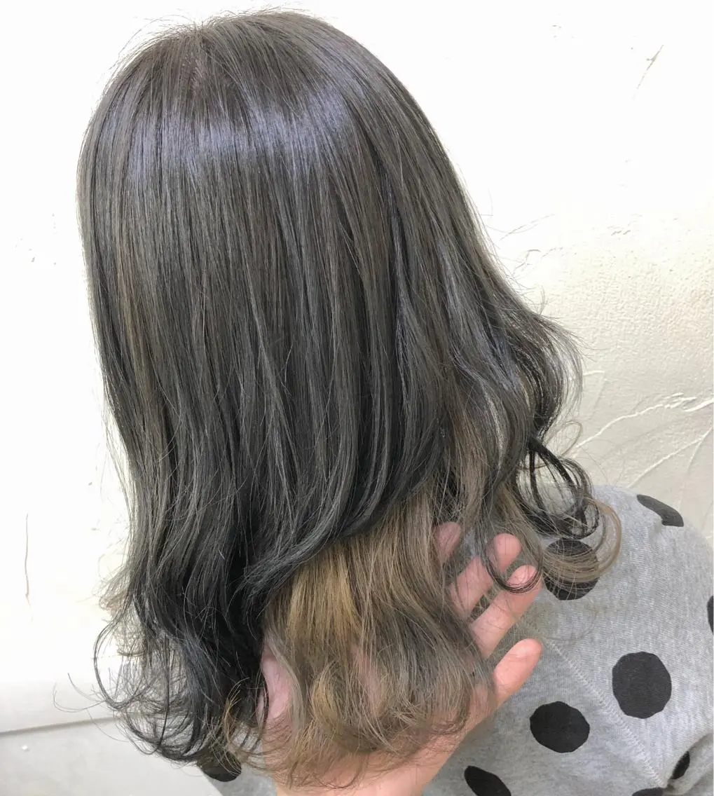 セミロング シールエクステ エクステ ヘアカラー Loob.TOKYO MIYA🌈のヘアスタイル