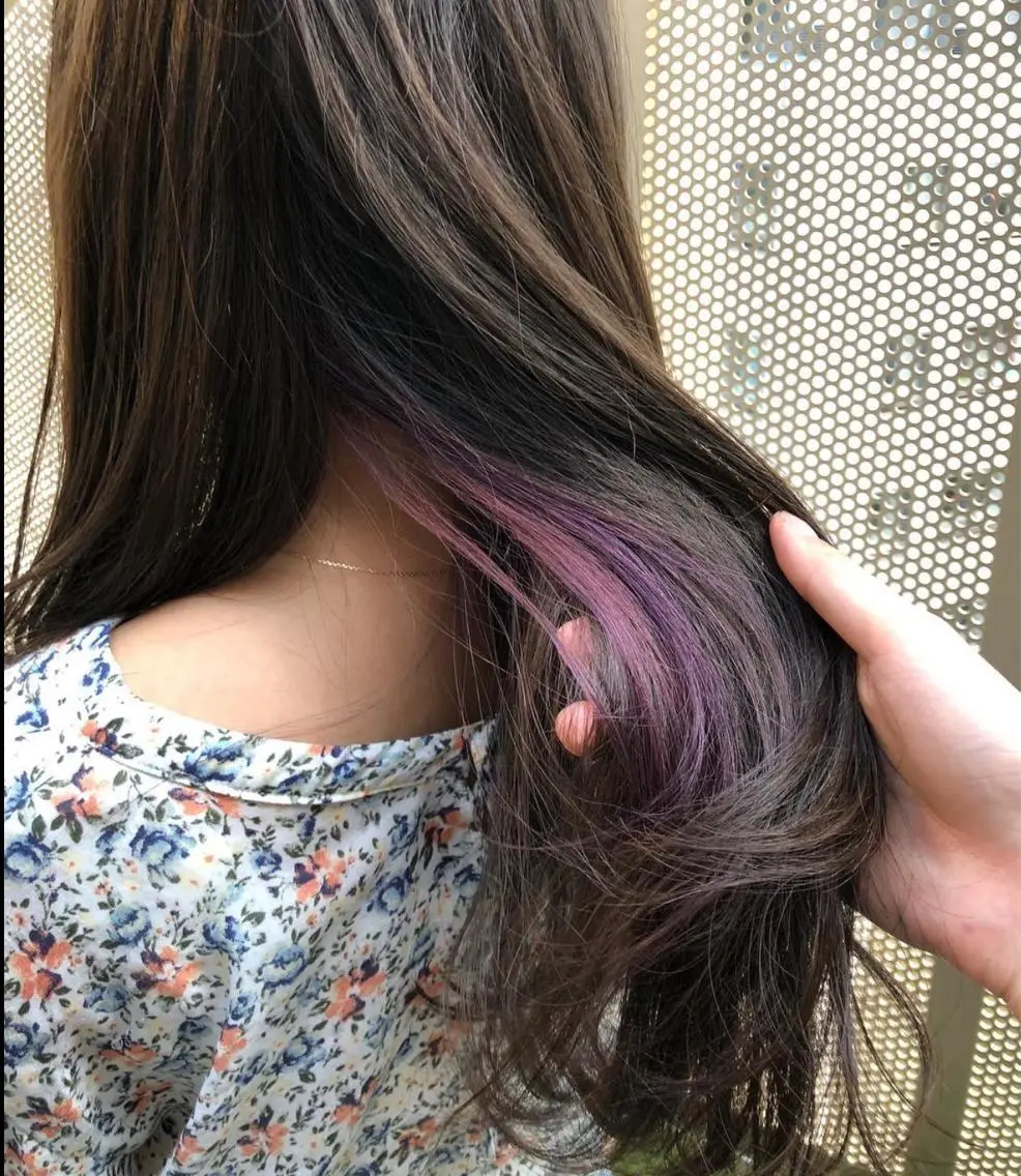 セミロング カラー インナーカラー ラベンダーカラー shinka omotesandoのヘアスタイル