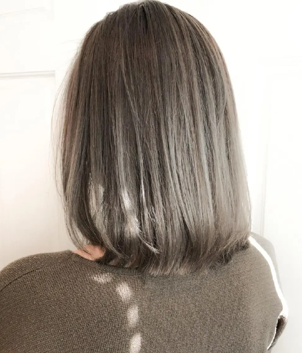 カラー ショート ヘアカラー ショート✨ボブ✨代表 新田見美仁のヘアスタイル
