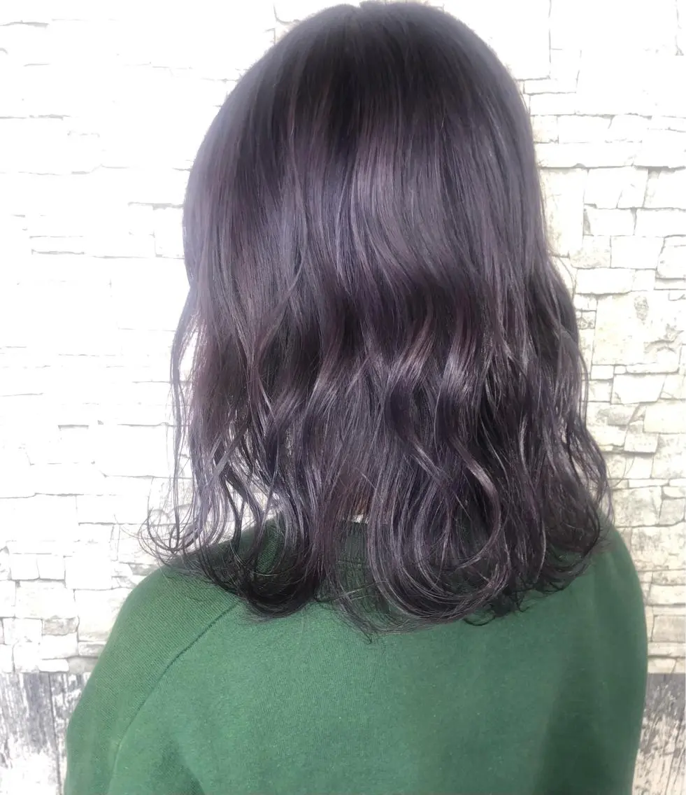 ミディアム パープルカラー カット ヘアカラー トリートメント 🪄🫧ハイトーン/ 乙津茜🐰L'wisのヘアスタイル