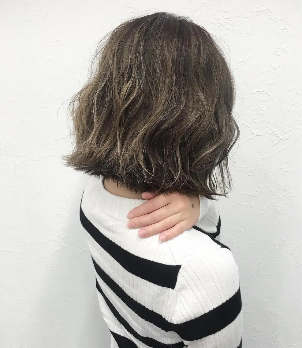 カラー ハイライトカラー ヘアカラー 🤍2nd🤍田所 美希のヘアスタイル