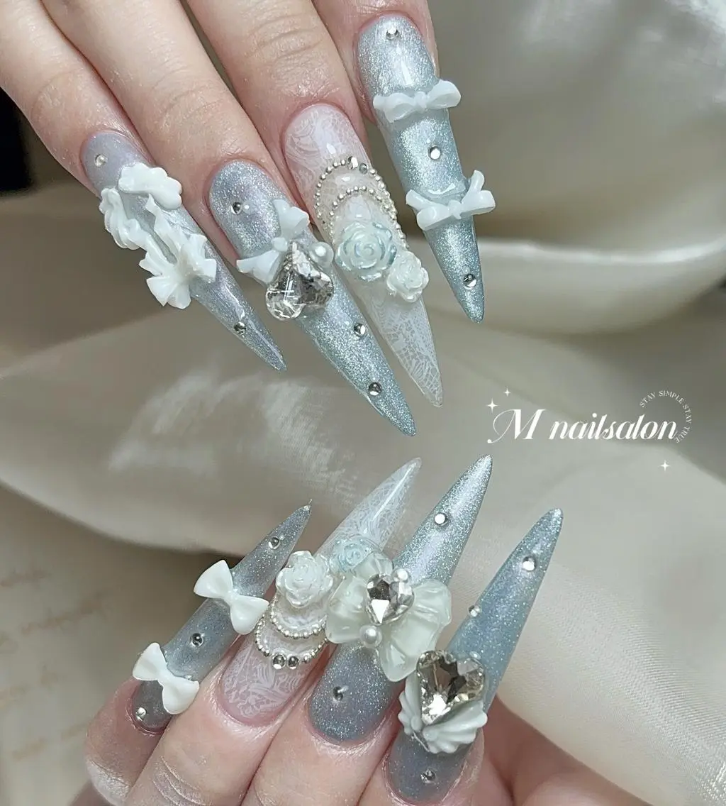 ネイル 🎀M nails✨ ビューティーのネイルデザイン