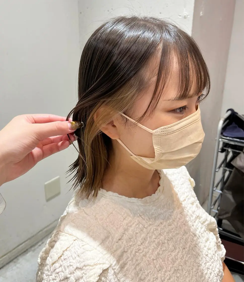ショート カラー 🦩レイヤー|透明感 カラー🦩makoのヘアスタイル
