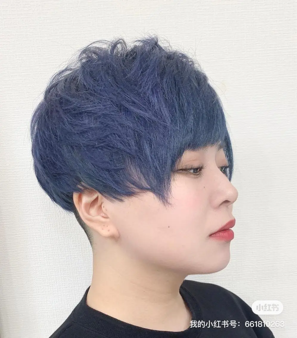 ショート カラー 🌈ハク ユヒのヘアスタイル