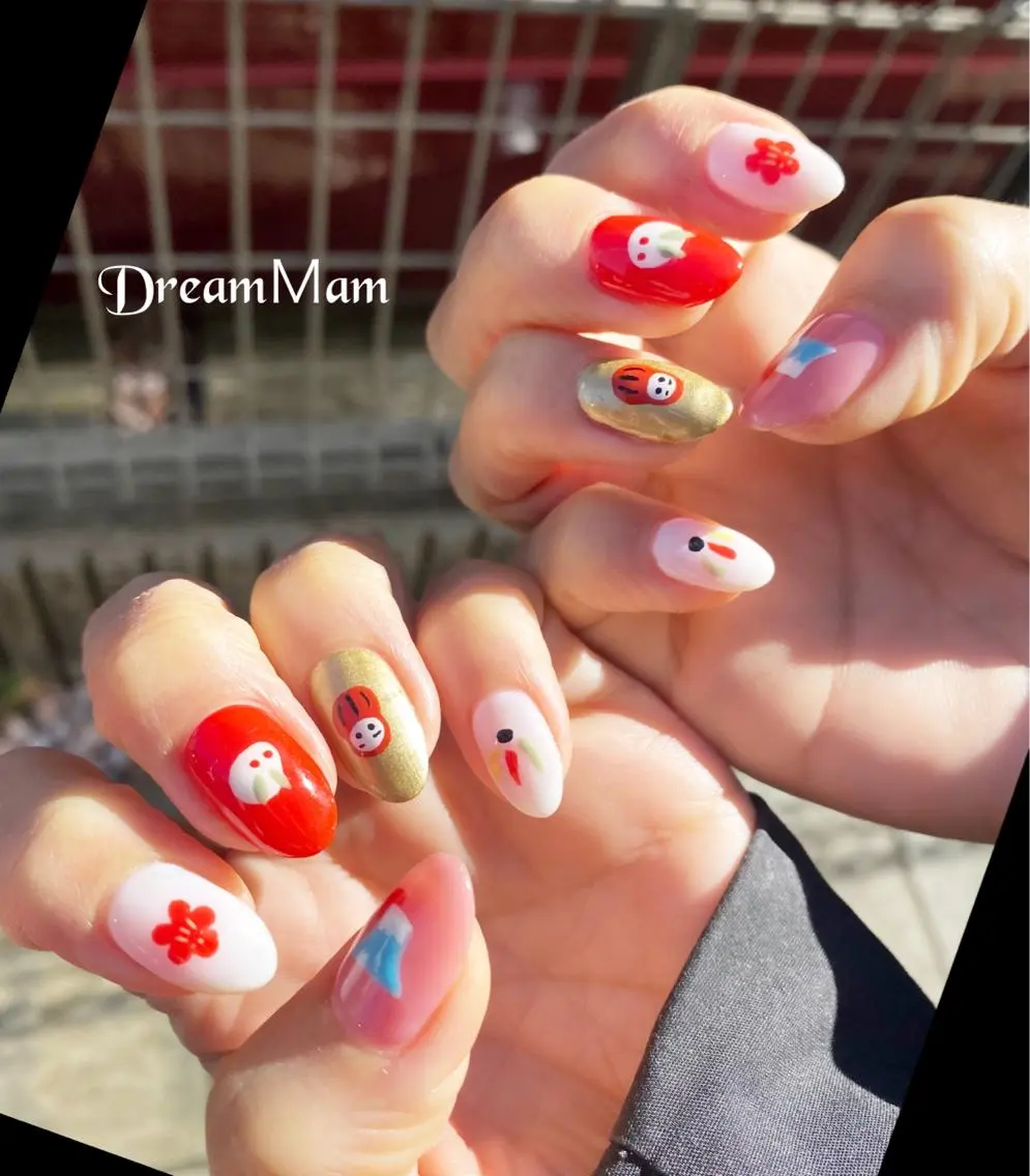 ネイル フレンチネイル ジェルネイル キラキラネイル 韓国ネイル マグネットネイル Nail Salon Dream Mamのネイルデザイン