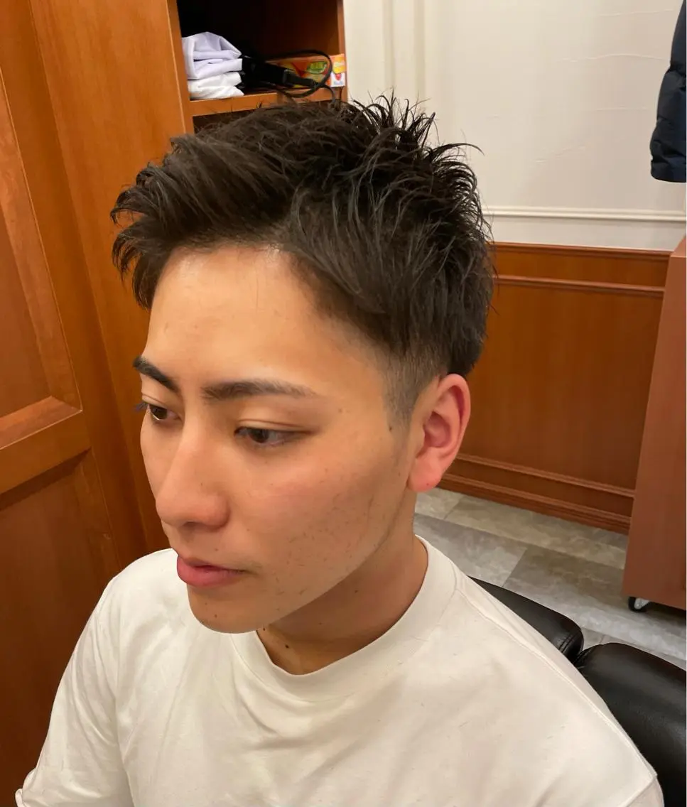 ショート メンズ 【24時まで営業✨】 吉本　成樹のヘアスタイル
