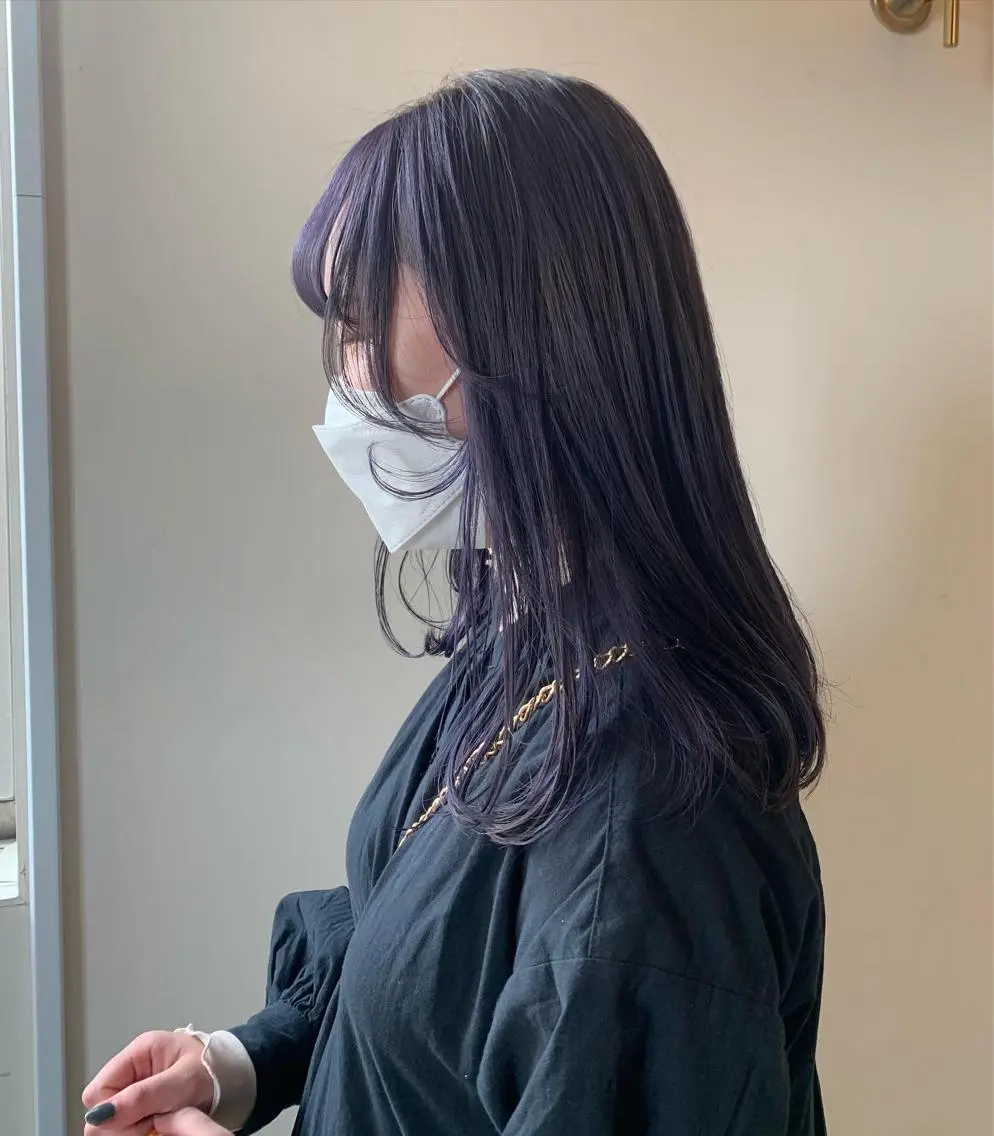 セミロング カラー ヘアカラー 本間 結衣のヘアスタイル