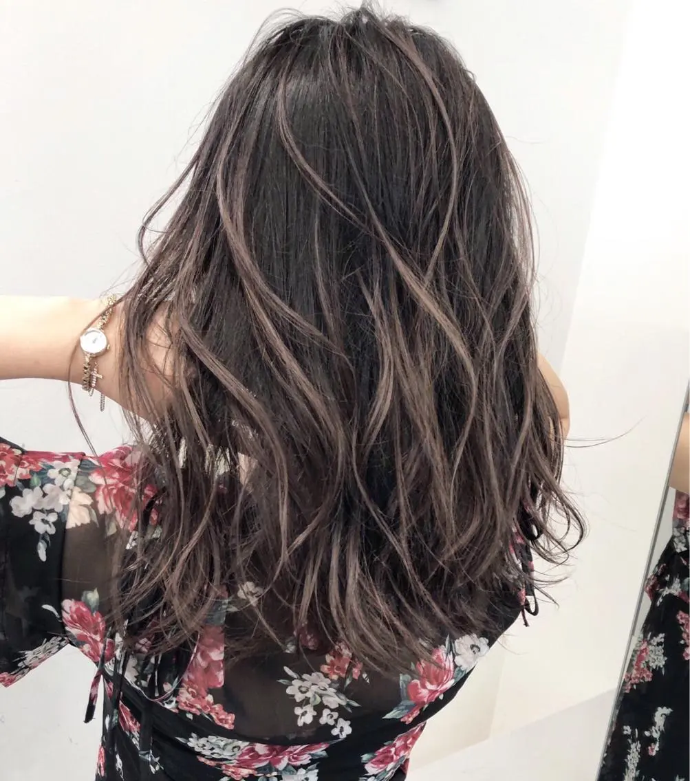 セミロング カラー ヘアアレンジ 【公式】amble luxe池袋東口🩷のヘアスタイル