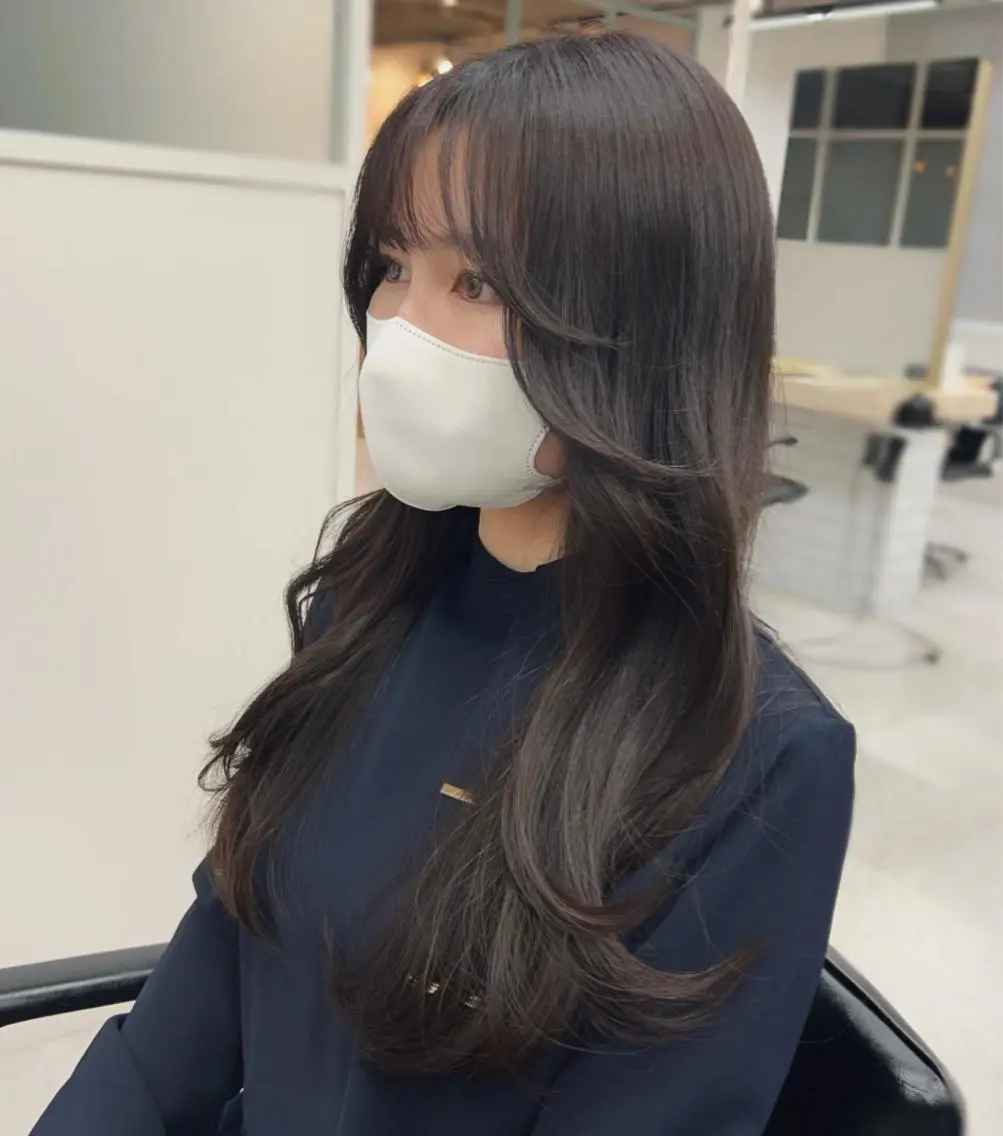 セミロング レイヤーカット 復帰しました🎀 しょうこLuanaのヘアスタイル