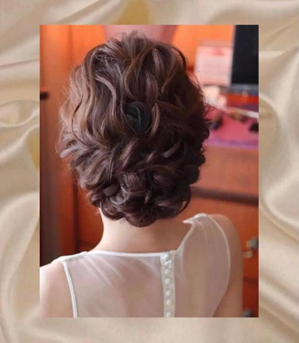 ヘアアレンジ 結婚式・ブライダル 卒業式のヘアスタイル 岡田まみ🍒🤍 透明感カラーのヘアスタイル