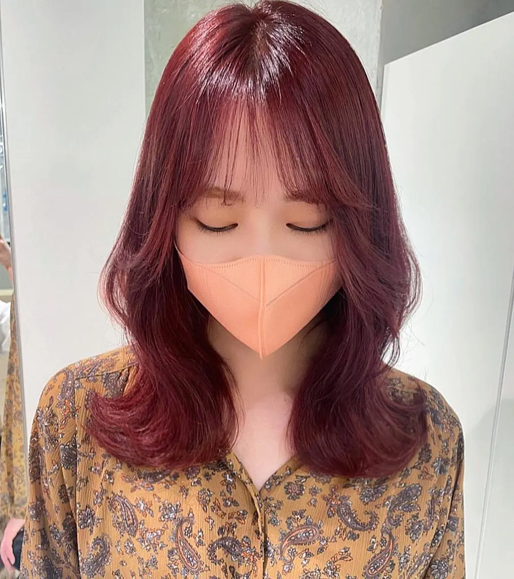 セミロング 銀座／レイヤーカット 🤍内野すみれのヘアスタイル