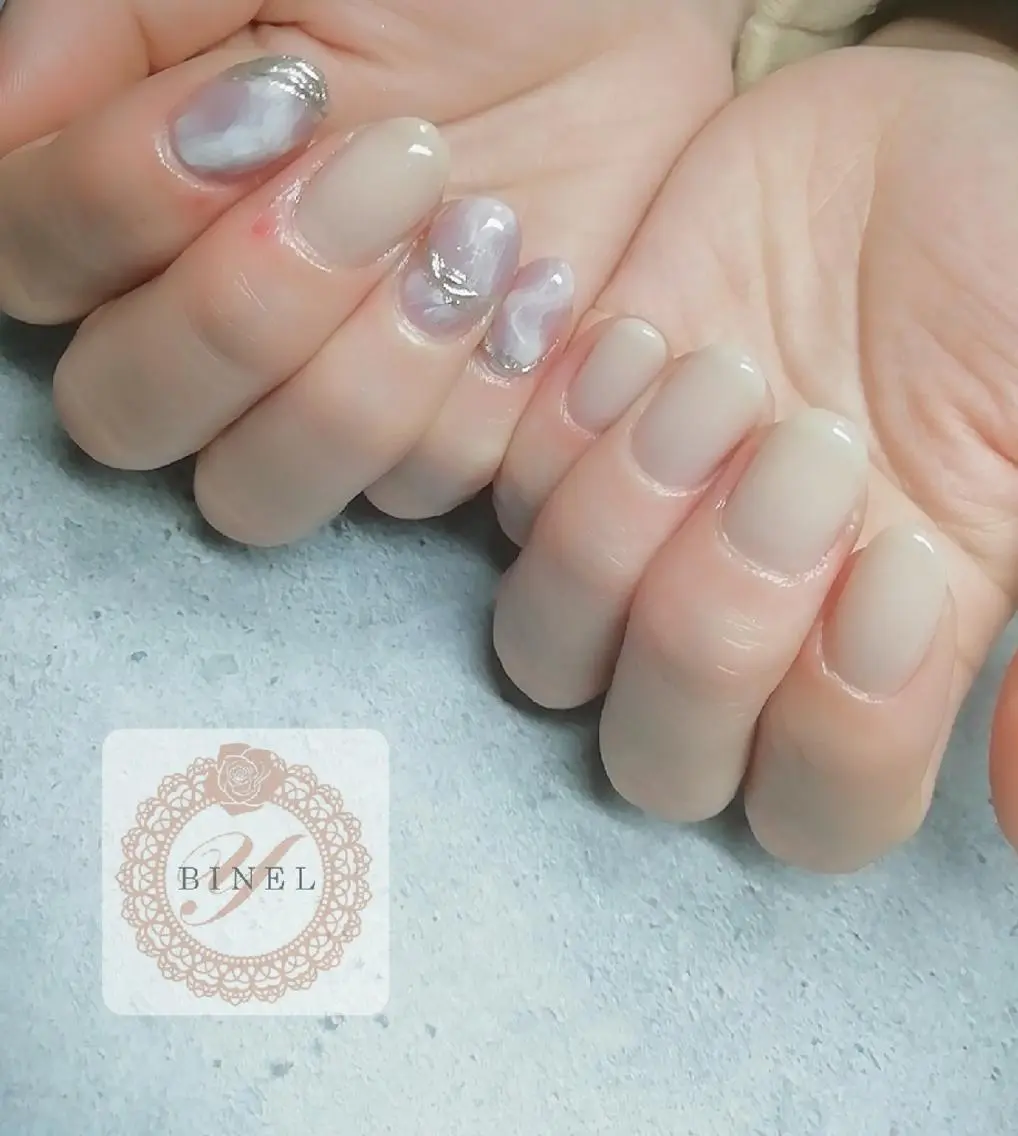 ネイル 持ち込み ニュアンスネイル ハンドネイル Nail Salon Y.BINELのネイルデザイン