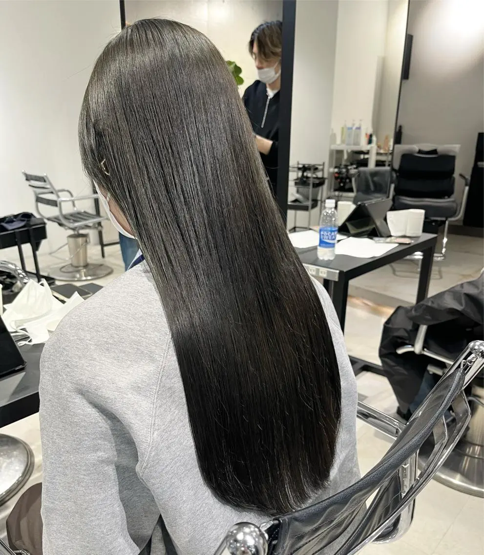 ロング カラー ヘアアレンジ トリートメント ヘッドスパ ヘアセット 透明感/オリーブ/ グレージュ/YUKAのヘアスタイル