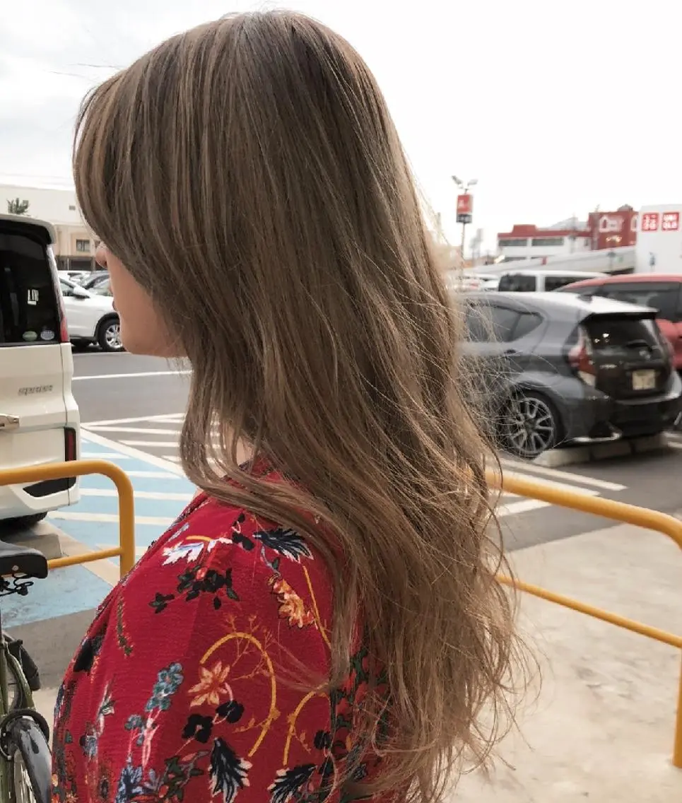 カラー ベージュカラー イエローカラー designer ITOのヘアスタイル