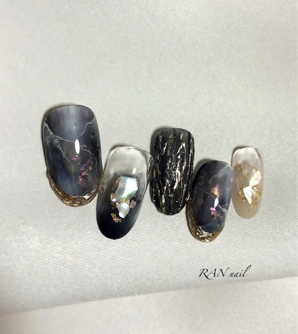 ネイル オーロラネイル フットネイル キラキラネイル ミラーネイル オフィスネイル ハンドネイル フットネイル RAN nailのネイルデザイン