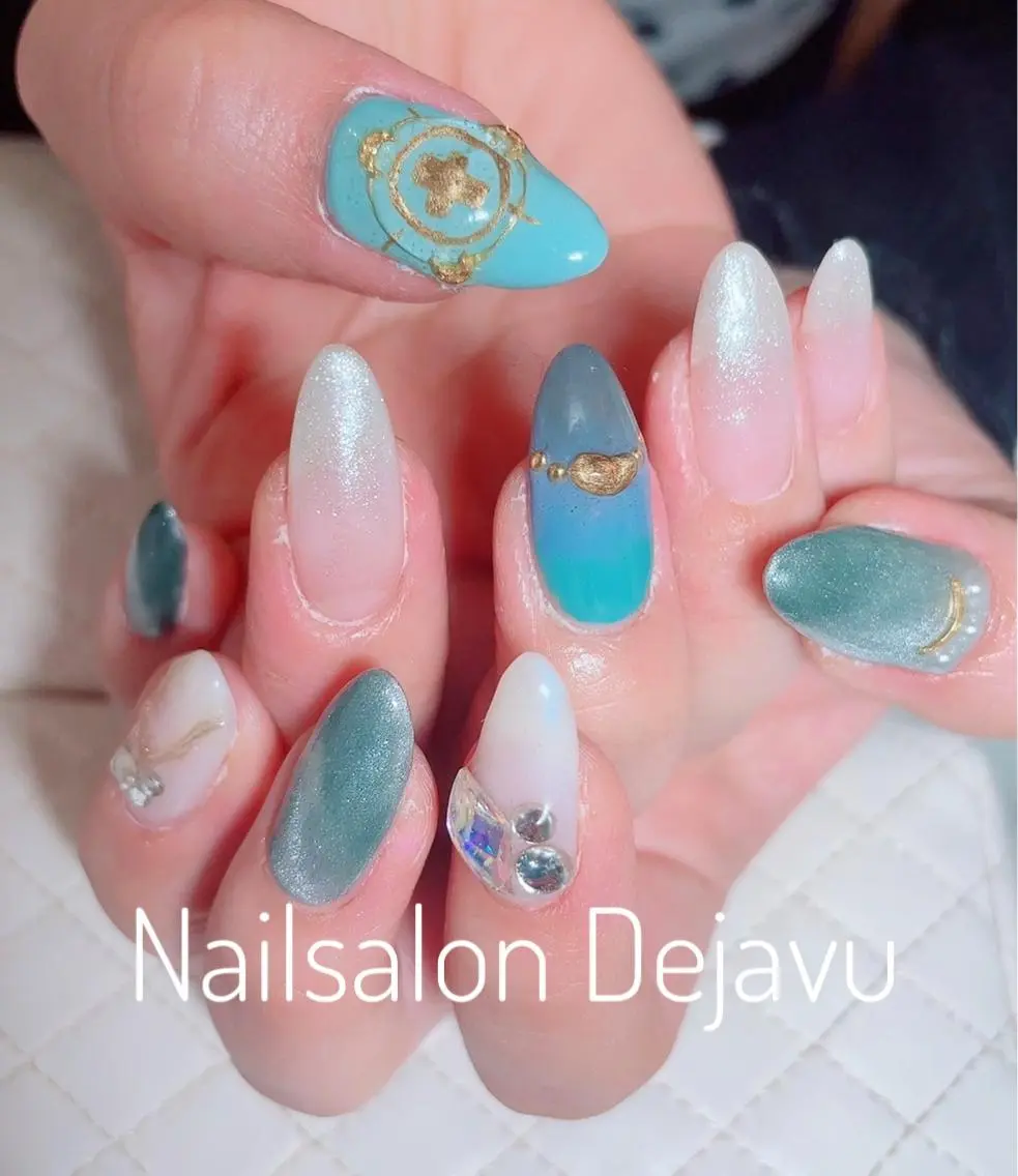 ネイル アートネイル ブルー グラデーション マグネットネイル ワンカラーネイル Nail salon Dejavu 🌿のネイルデザイン
