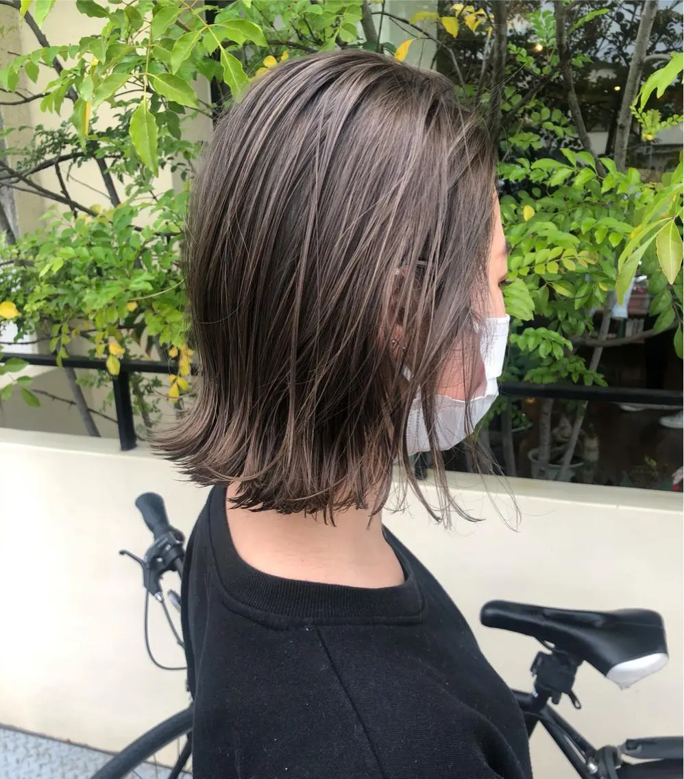ミディアム スタイリスト 佑梨のヘアスタイル