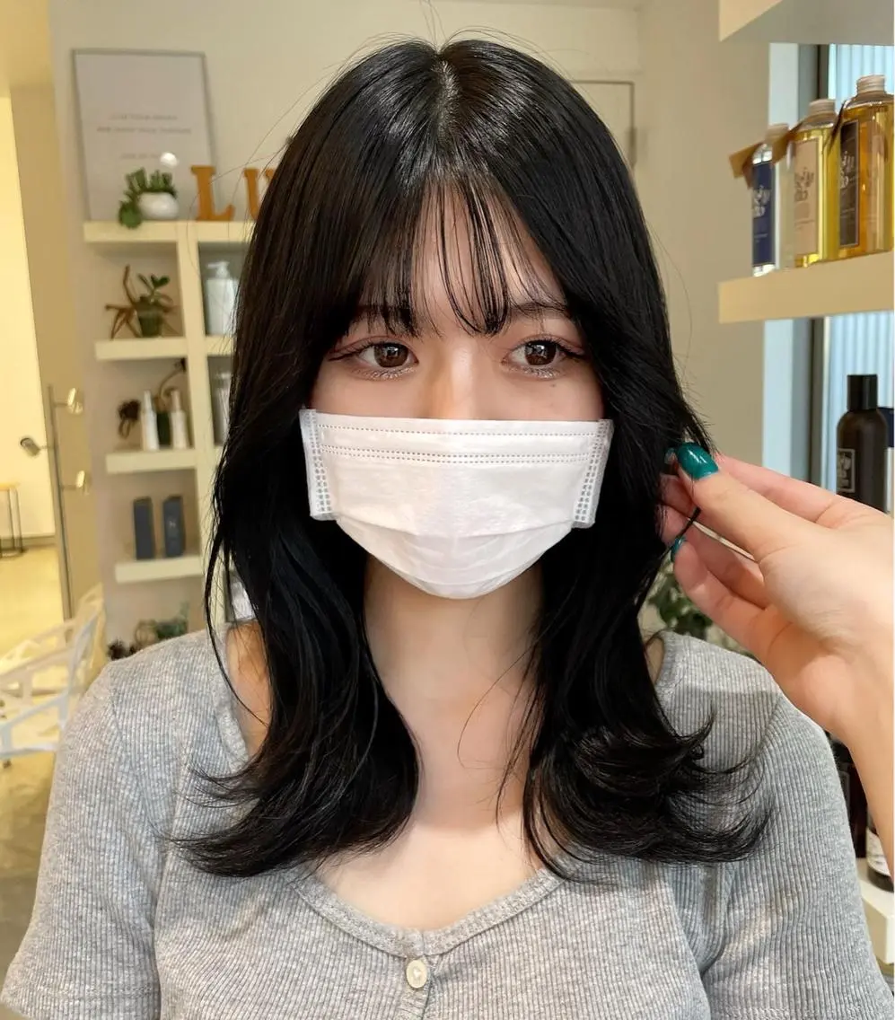セミロング カラー 顔周りカット 韓国風ヘア mir MIYUのヘアスタイル