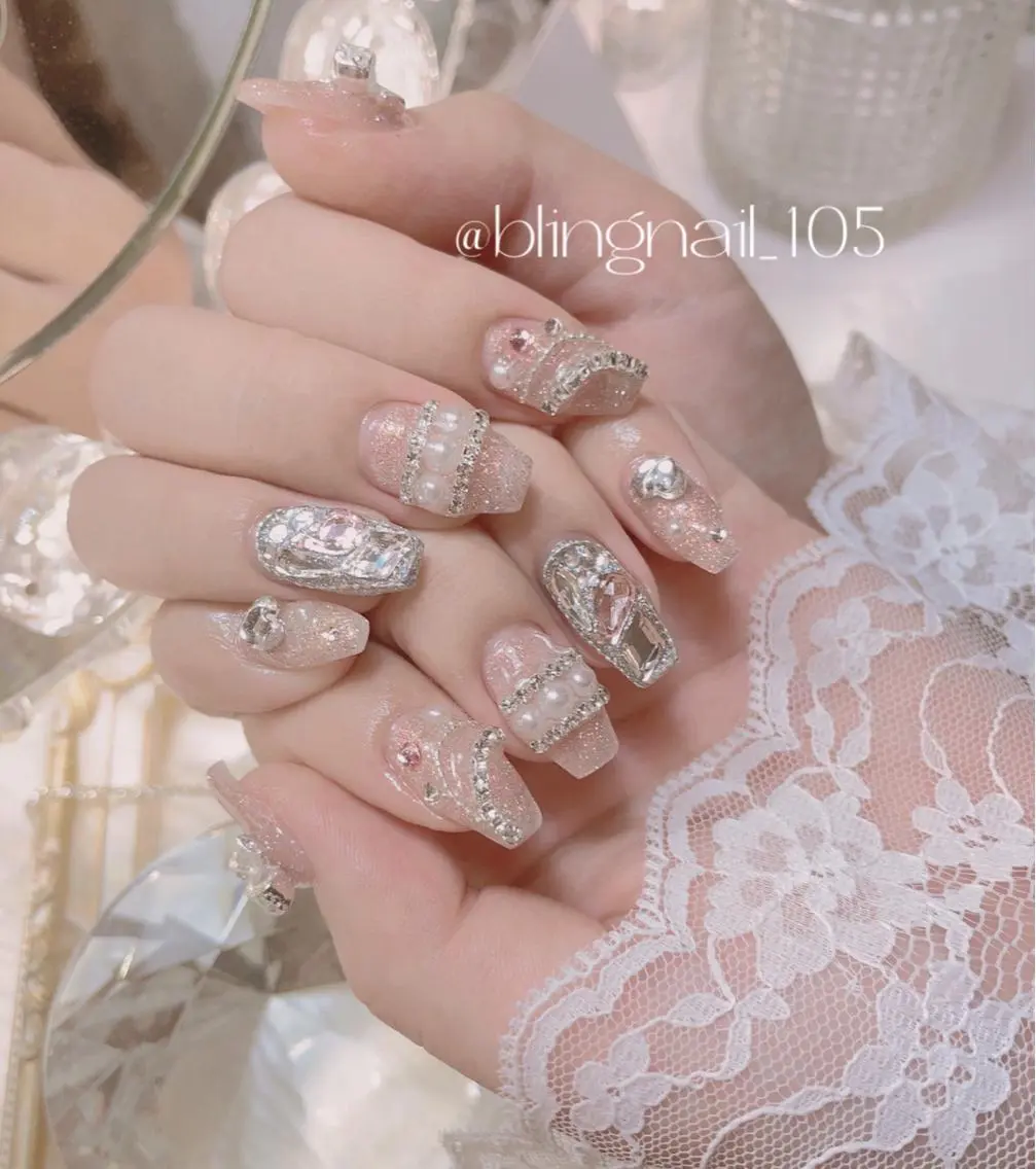 ネイル 24時まで❤︎韓国、 ワンホンネイルのネイルデザイン