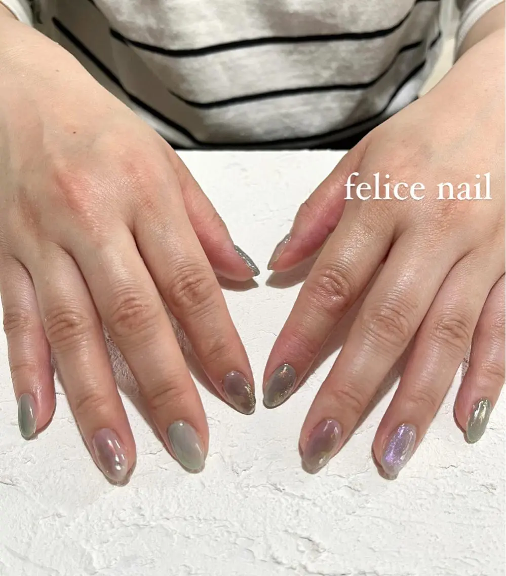 ネイル ジェルネイル マグネットネイル ニュアンスネイル オフィスネイル パラジェル felice nailのネイルデザイン