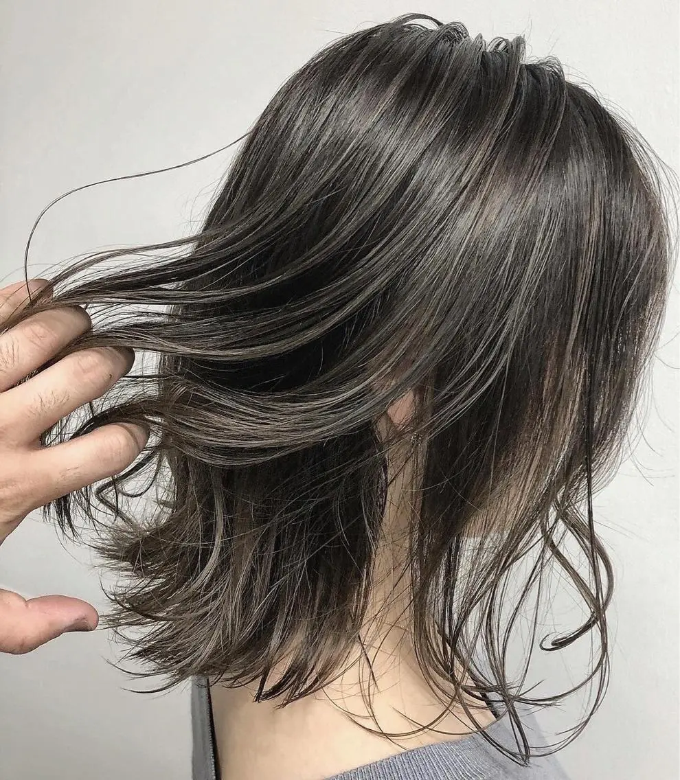 ミディアム ヘアカラー トリートメント 似合わせ×レイヤー× 髪質改善×t.yのヘアスタイル