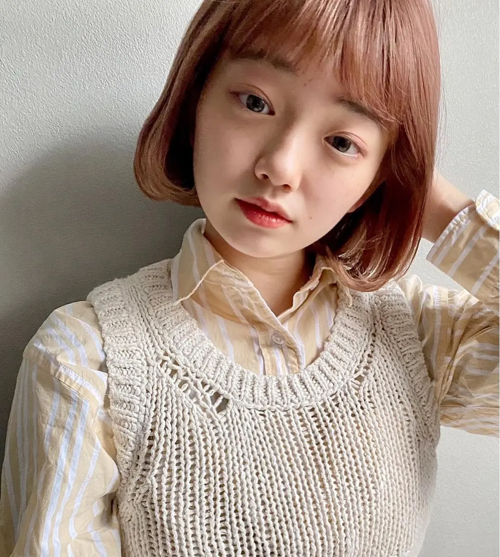 ミディアム カラー moanin モーニンのヘアスタイル