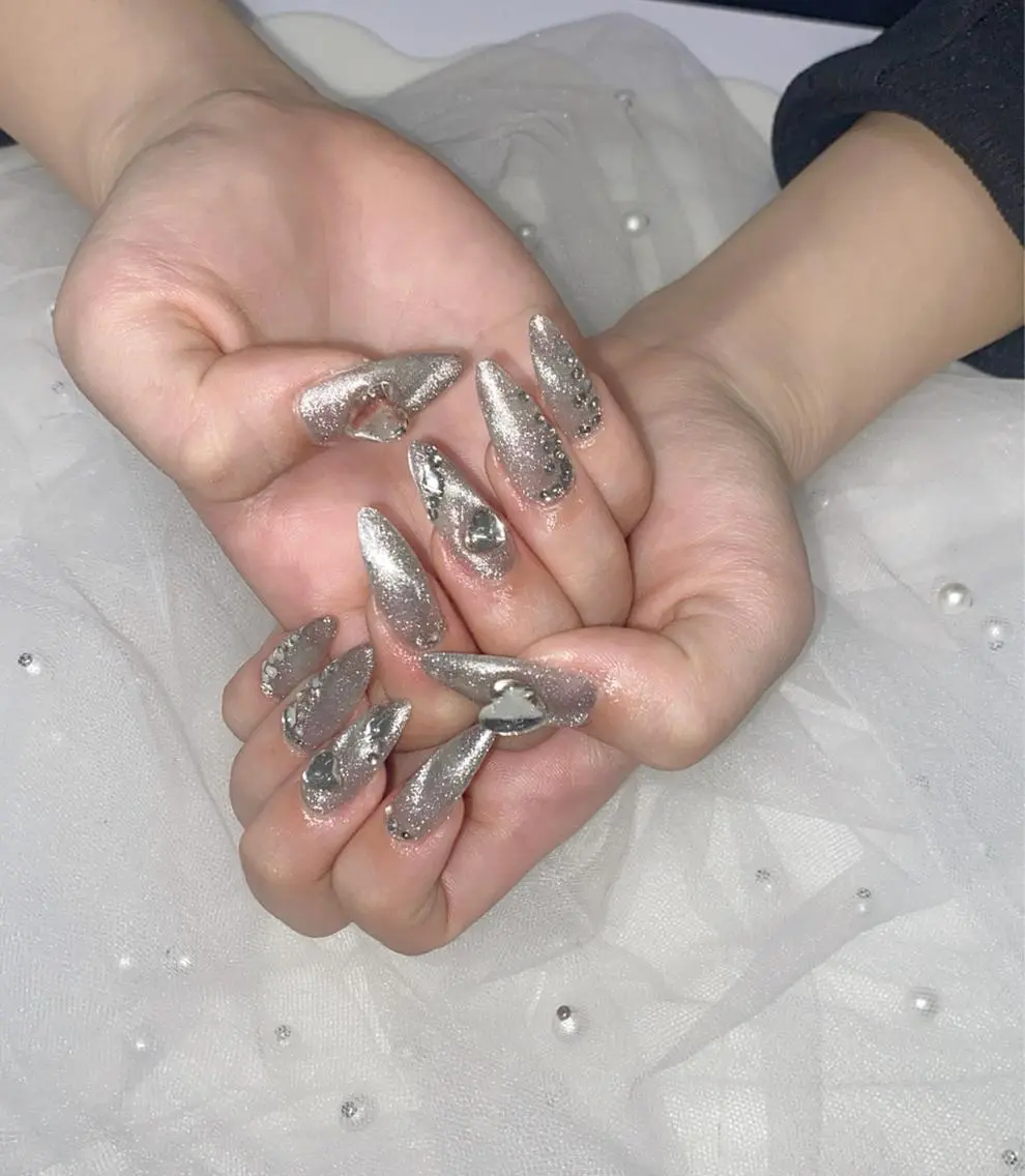 ネイル ハンドネイル ༺༒T&K nail ༒༻のネイルデザイン