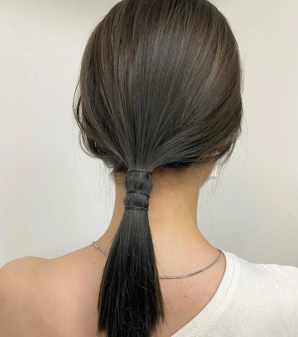 セミロング カラー ヘアアレンジ グレージュ ハイライトカラー ハイライト ニュアンスヘア🌔 nanakoのヘアスタイル