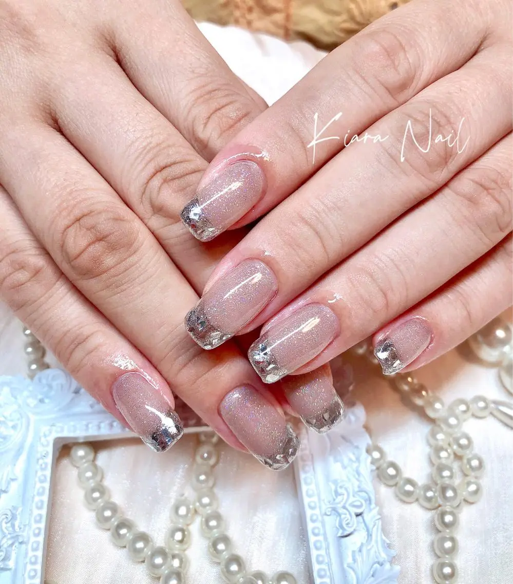 ネイル フレンチネイル ガラスフレンチ 🍭Kiara Nail🍭のネイルデザイン