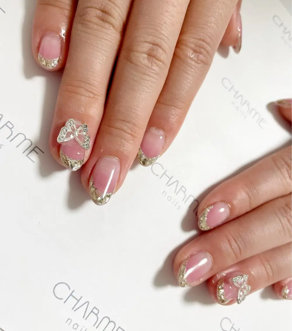 ネイル フレンチネイル ガラスフレンチ 🌙🫧CHARME (RUKA)🦋🫧のネイルデザイン