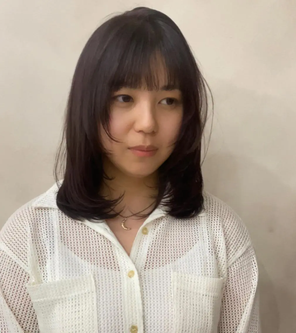ミディアム 顔まわりレイヤー レイヤーカット 新宿/韓国レイヤー/ 顔まわり透明感カラーのヘアスタイル