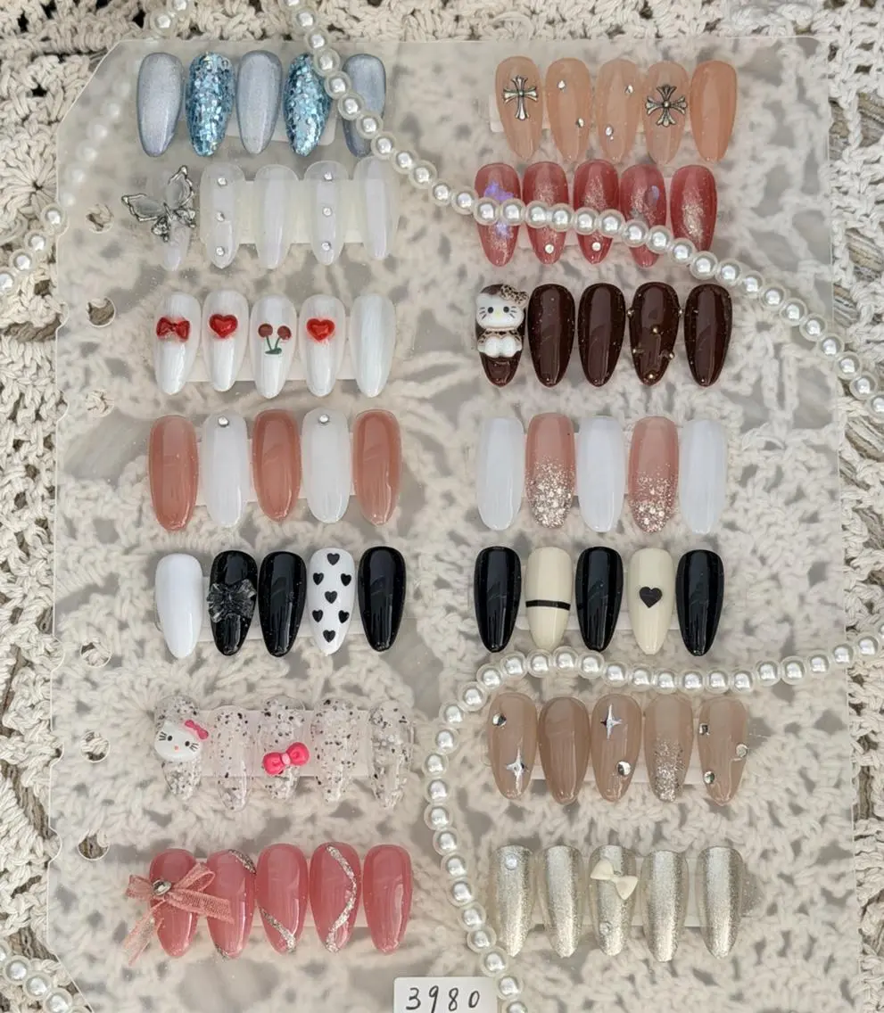 ネイル ハンドネイル Alra アルラのネイルデザイン
